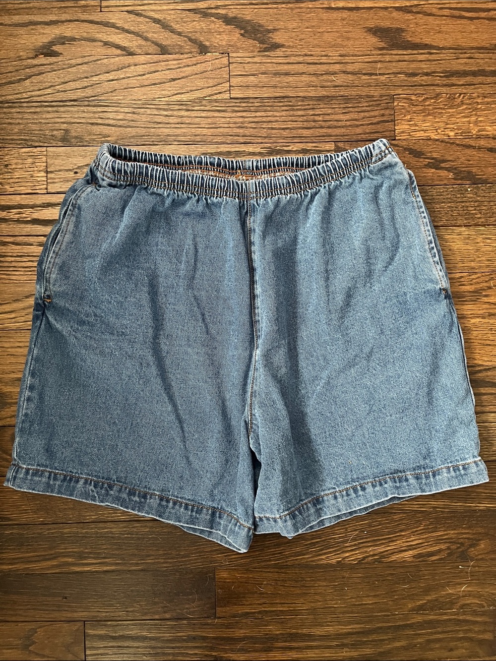 Los Angeles Apparel Blue Denim Elastic-Waist Mid-Length Jean Shorts Women Large